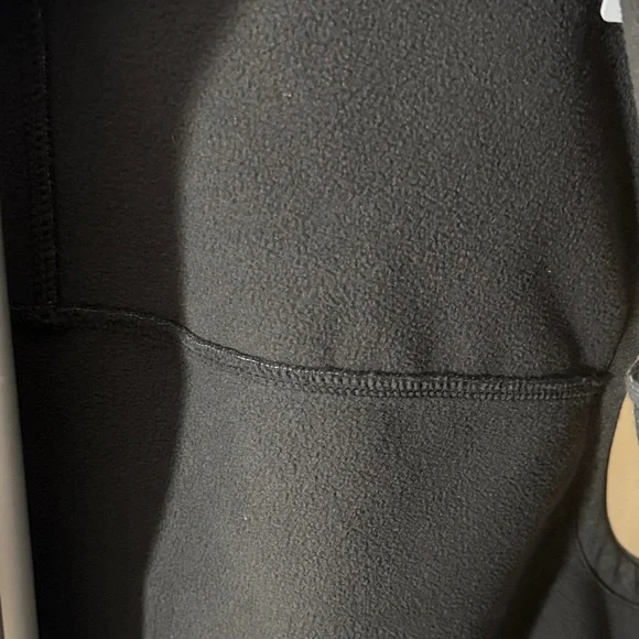 The North Face Men's Charcoal Vest - Picture 7 of 7